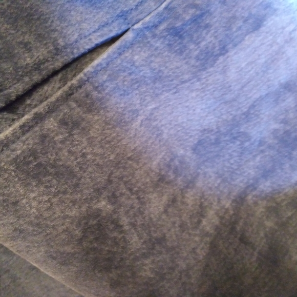 Coat - Picture 7 of 8